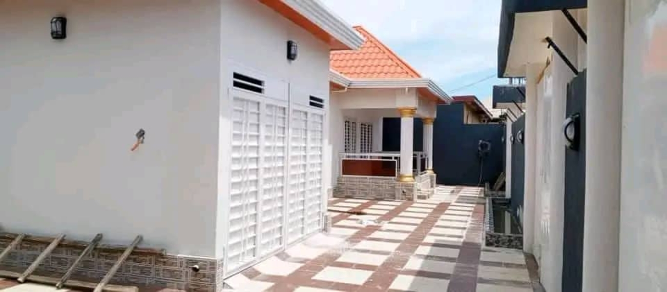 Maison moderne à pourvoir image 1